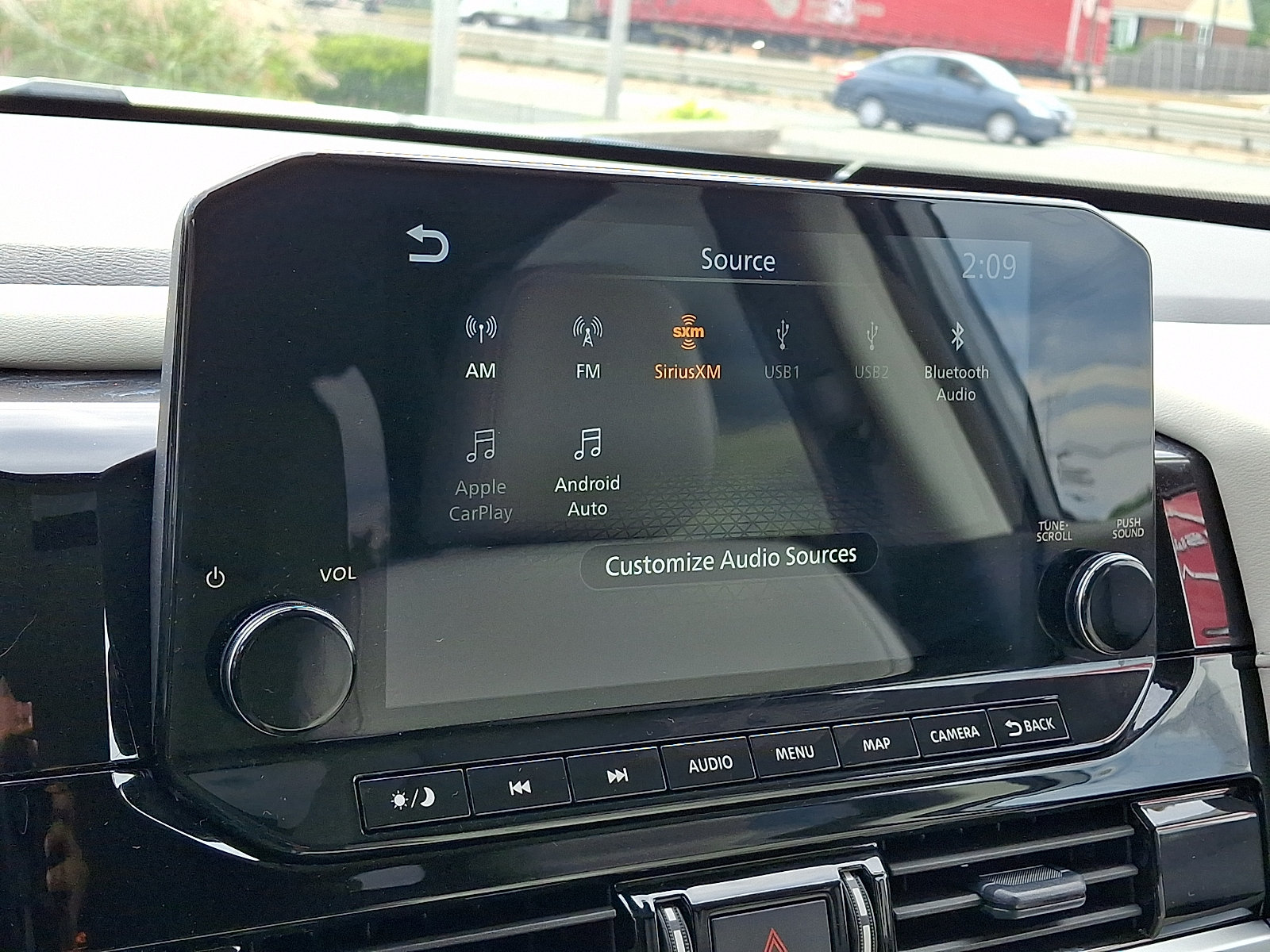 Certified 2025 Nissan Pathfinder SL AWD/4WD image 28