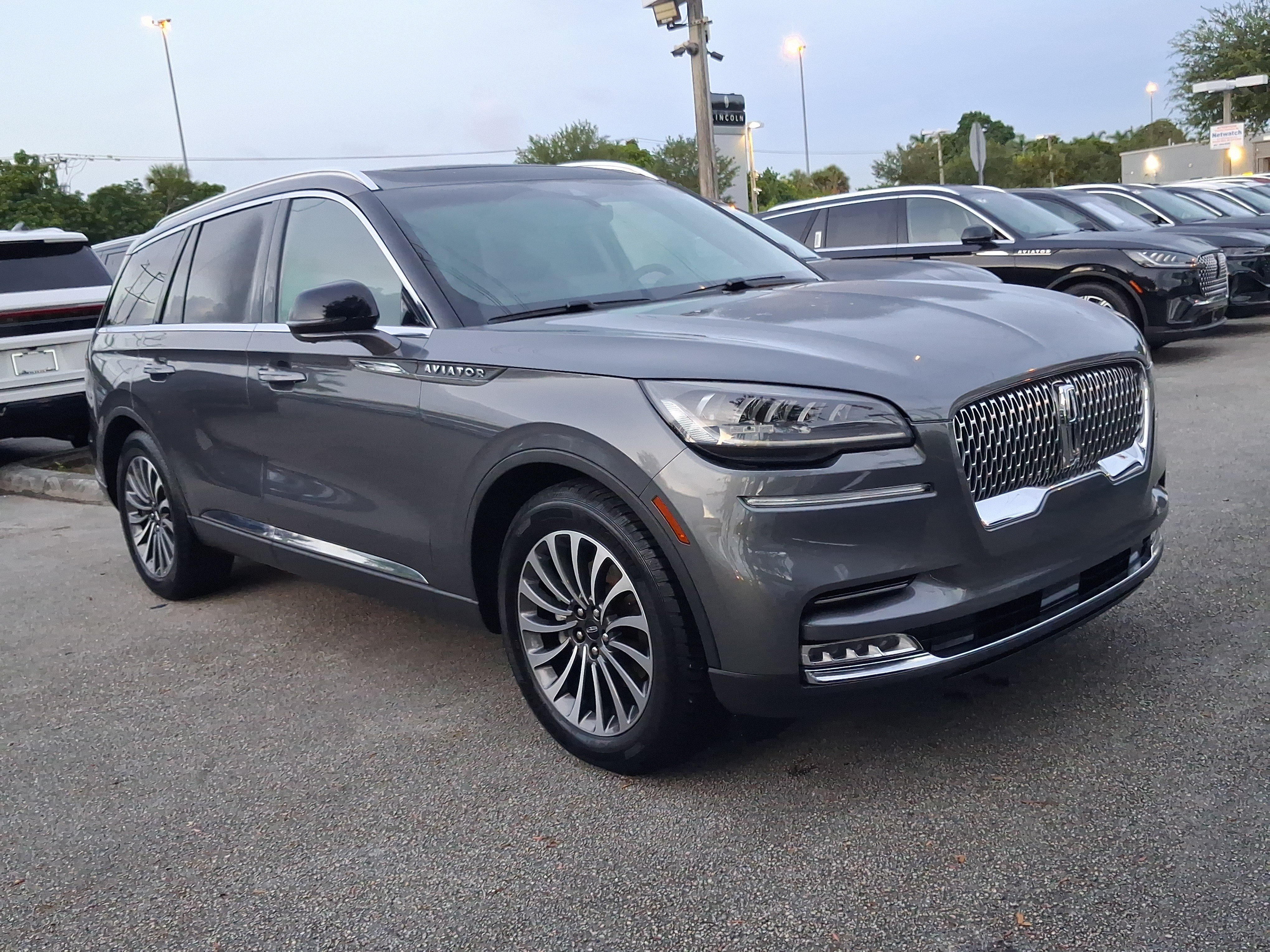 Used 2021 Lincoln Aviator Reserve RWD image 21