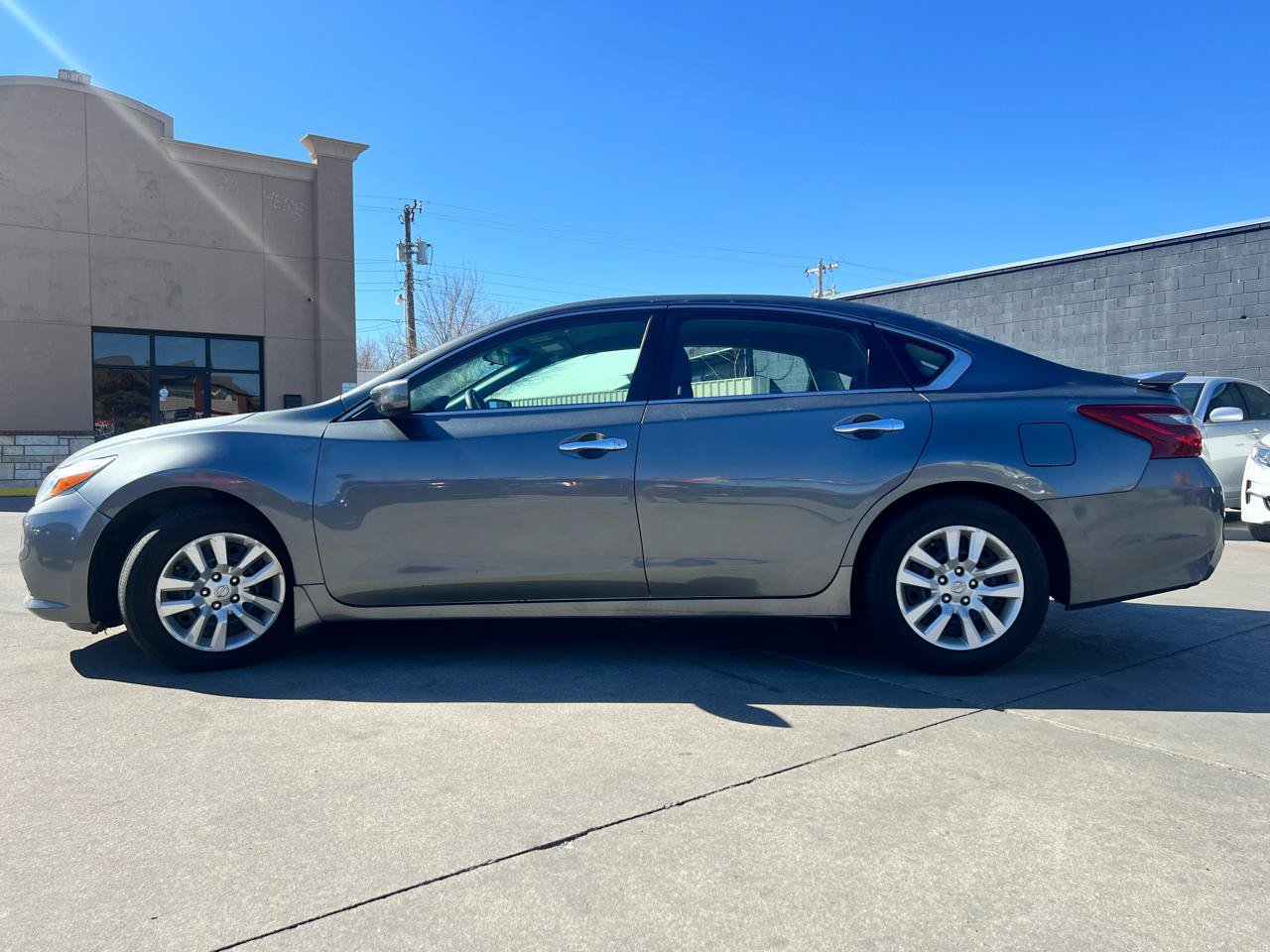 Used 2018 Nissan Altima 2.5 S w/ S Convenience Package FWD image 7