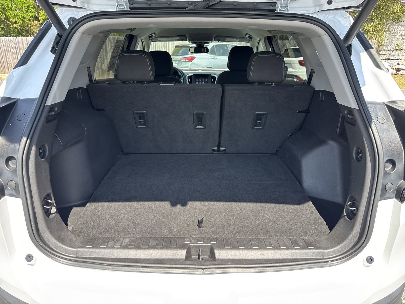 Used 2023 GMC Terrain SLE w/ Driver Convenience Package AWD/4WD image 28