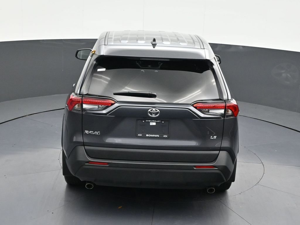 Used 2024 Toyota RAV4 LE image 18