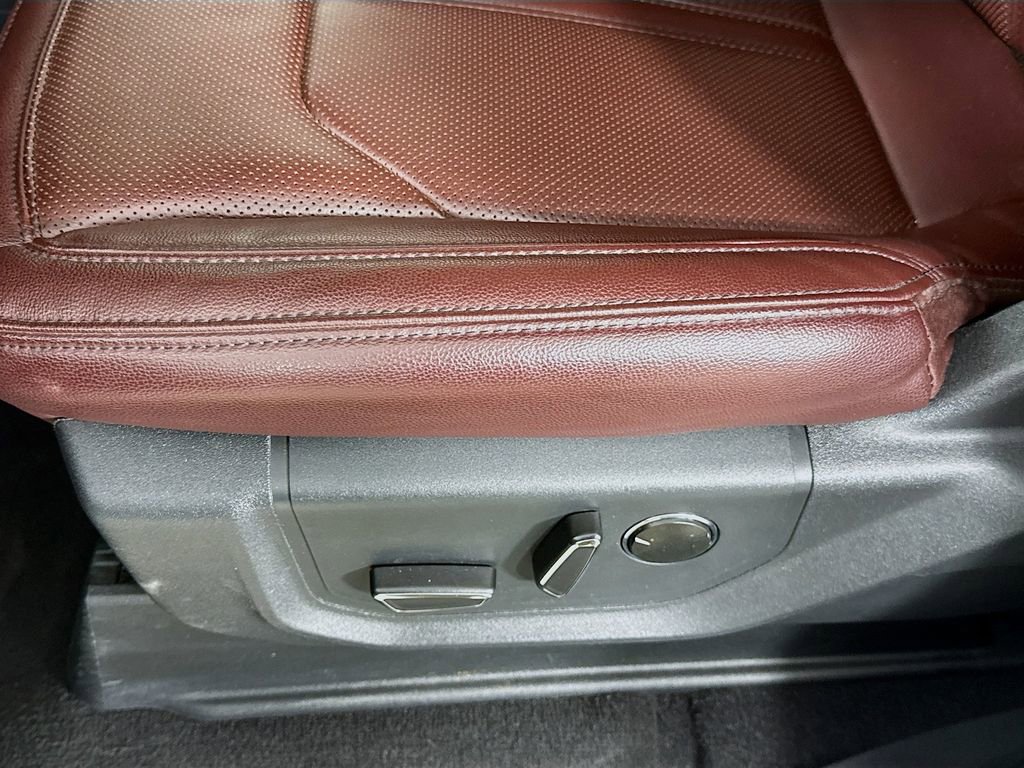 Used 2024 Ford Expedition Max Limited image 22