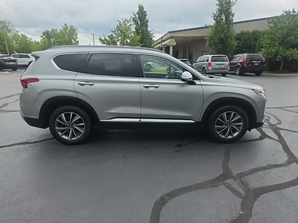 Used 2020 Hyundai Santa Fe SEL w/ Convenience + Premium Package AWD/4WD image 9