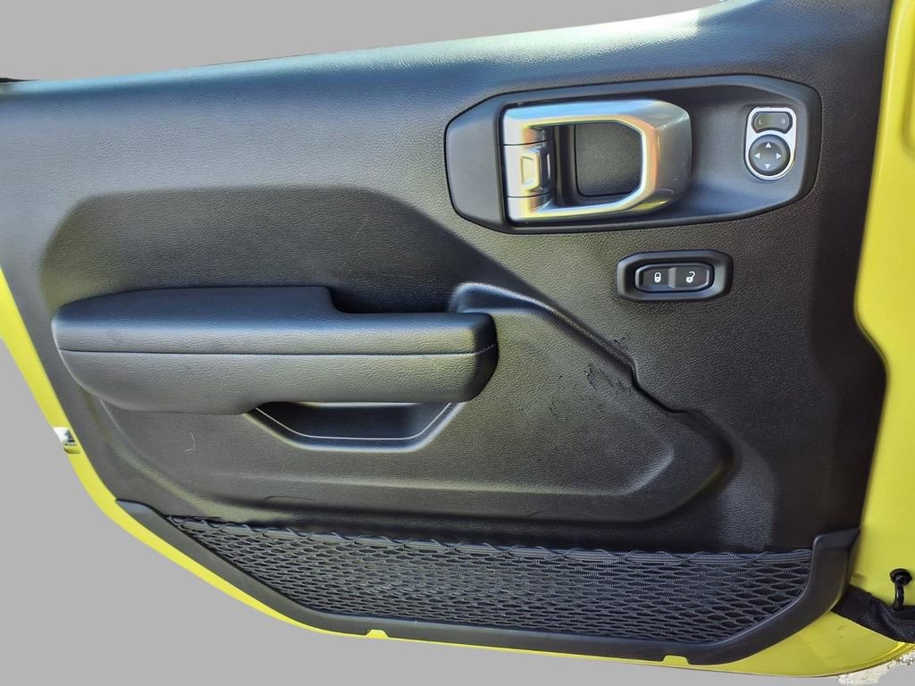 Certified 2023 Jeep Gladiator Sport image 16