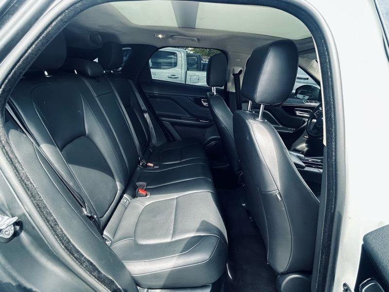 Used 2020 Jaguar F-PACE Premium AWD/4WD image 13