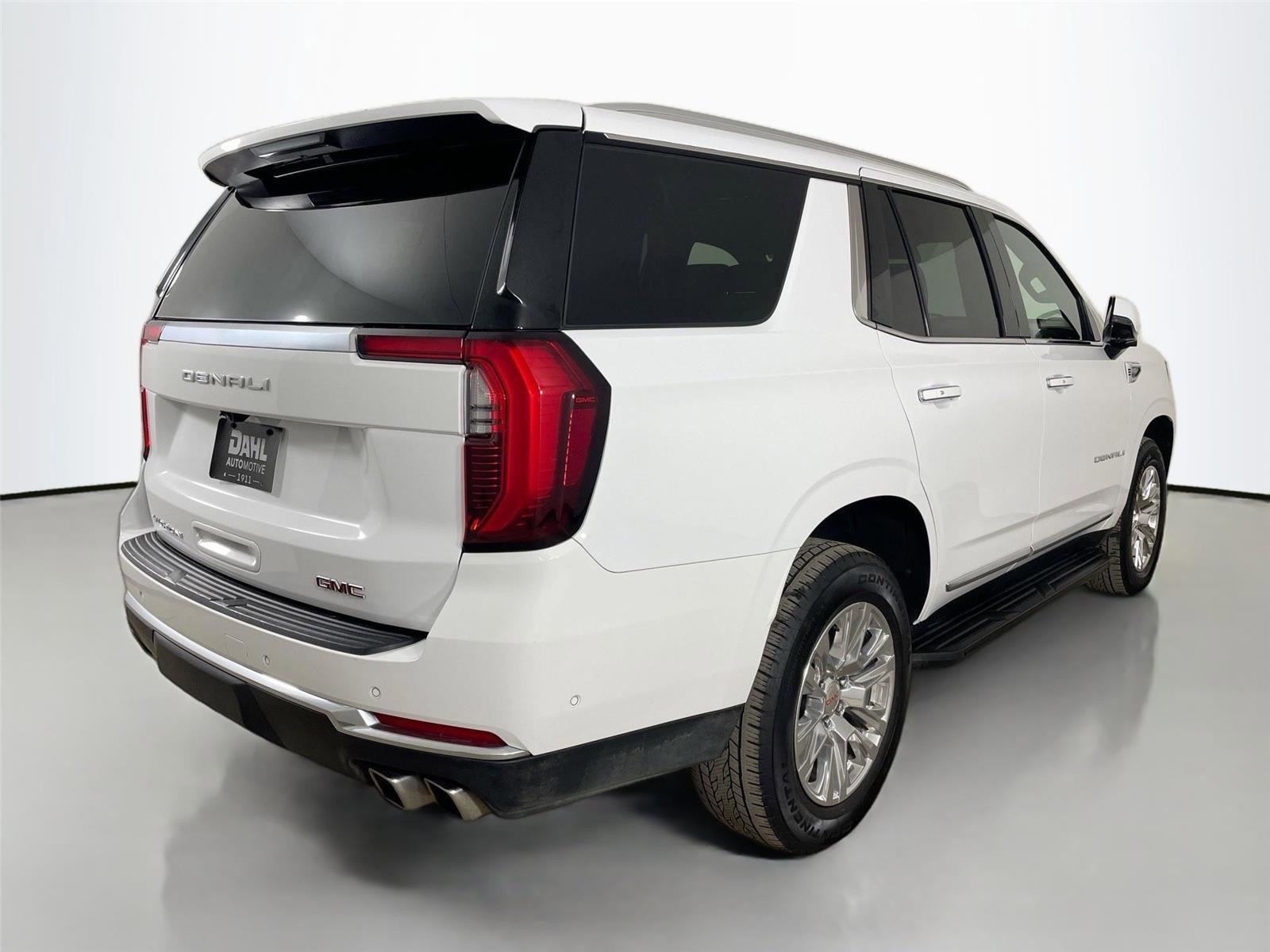 Used 2025 GMC Yukon Denali image 7