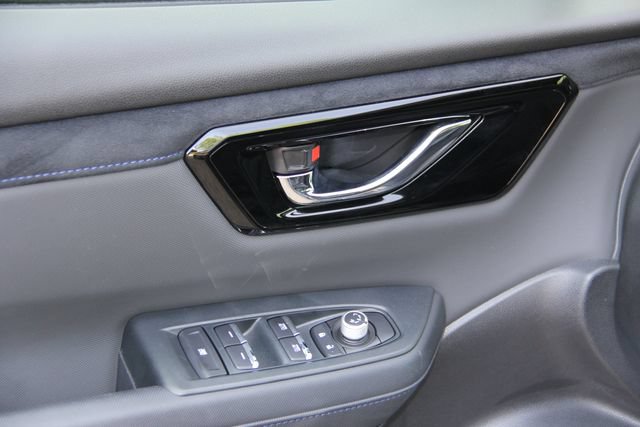 Used 2025 Subaru Forester Limited AWD/4WD image 17