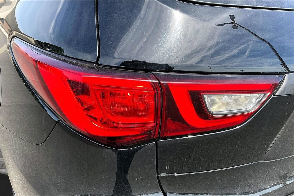 Used 2018 INFINITI QX60 Luxe w/ Deluxe Technology Package AWD/4WD image 30