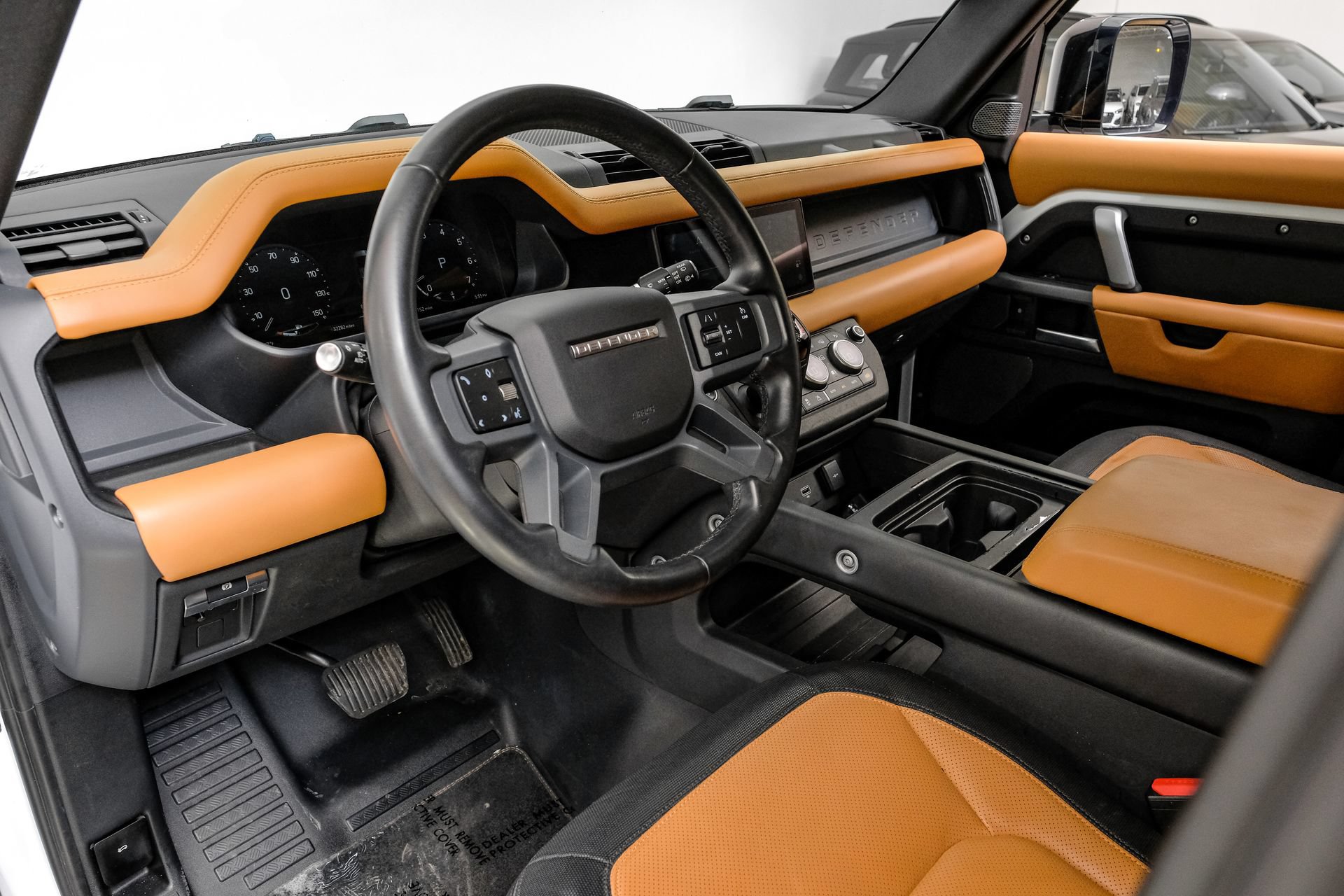 Used 2023 Land Rover Defender 110 X-Dynamic SE AWD/4WD image 3