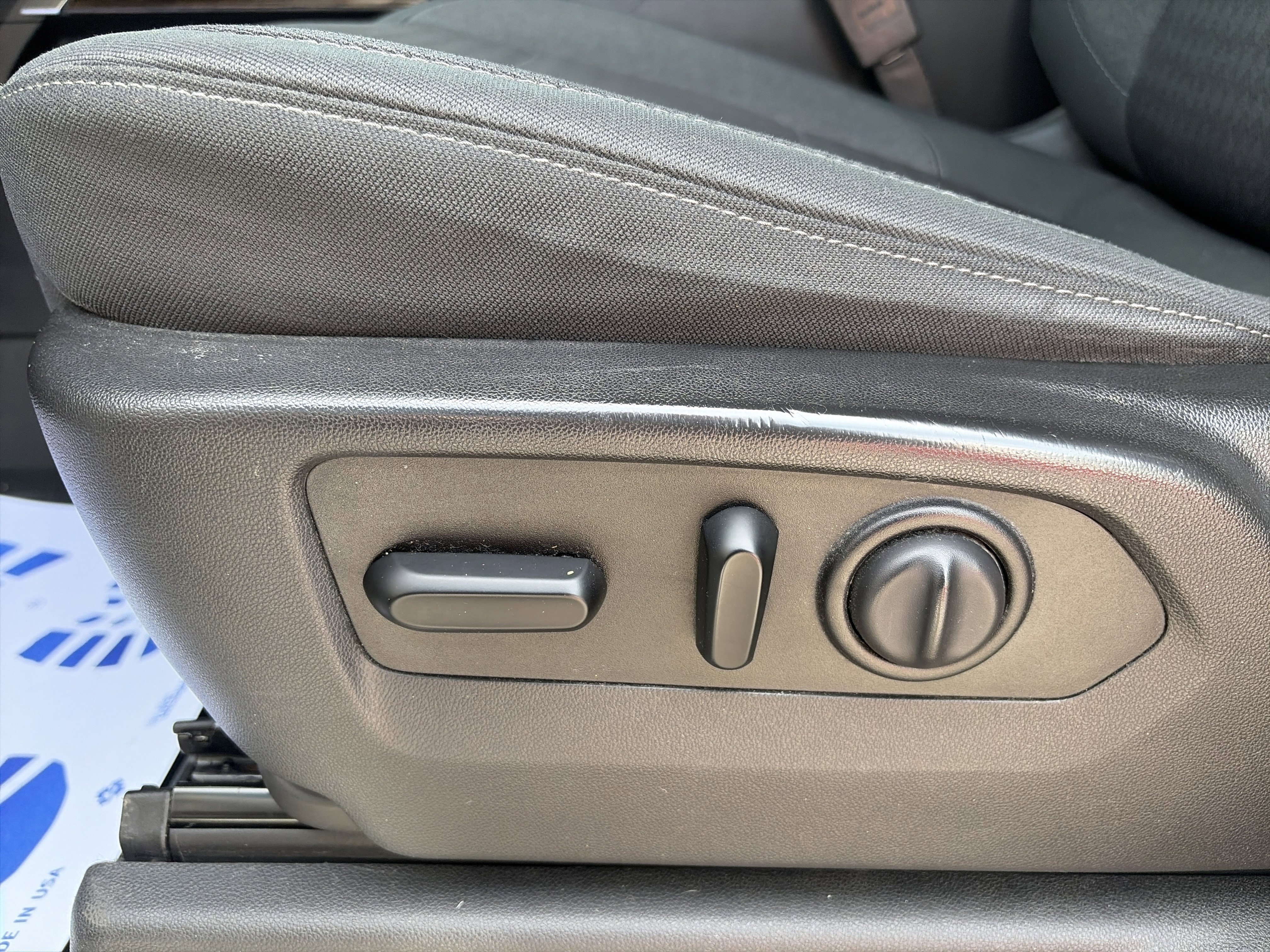 Used 2020 GMC Sierra 1500 Elevation image 25