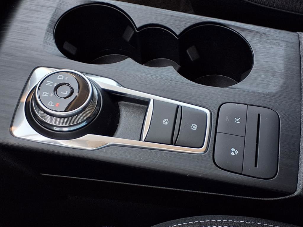 New 2025 Ford Escape Active FWD image 10