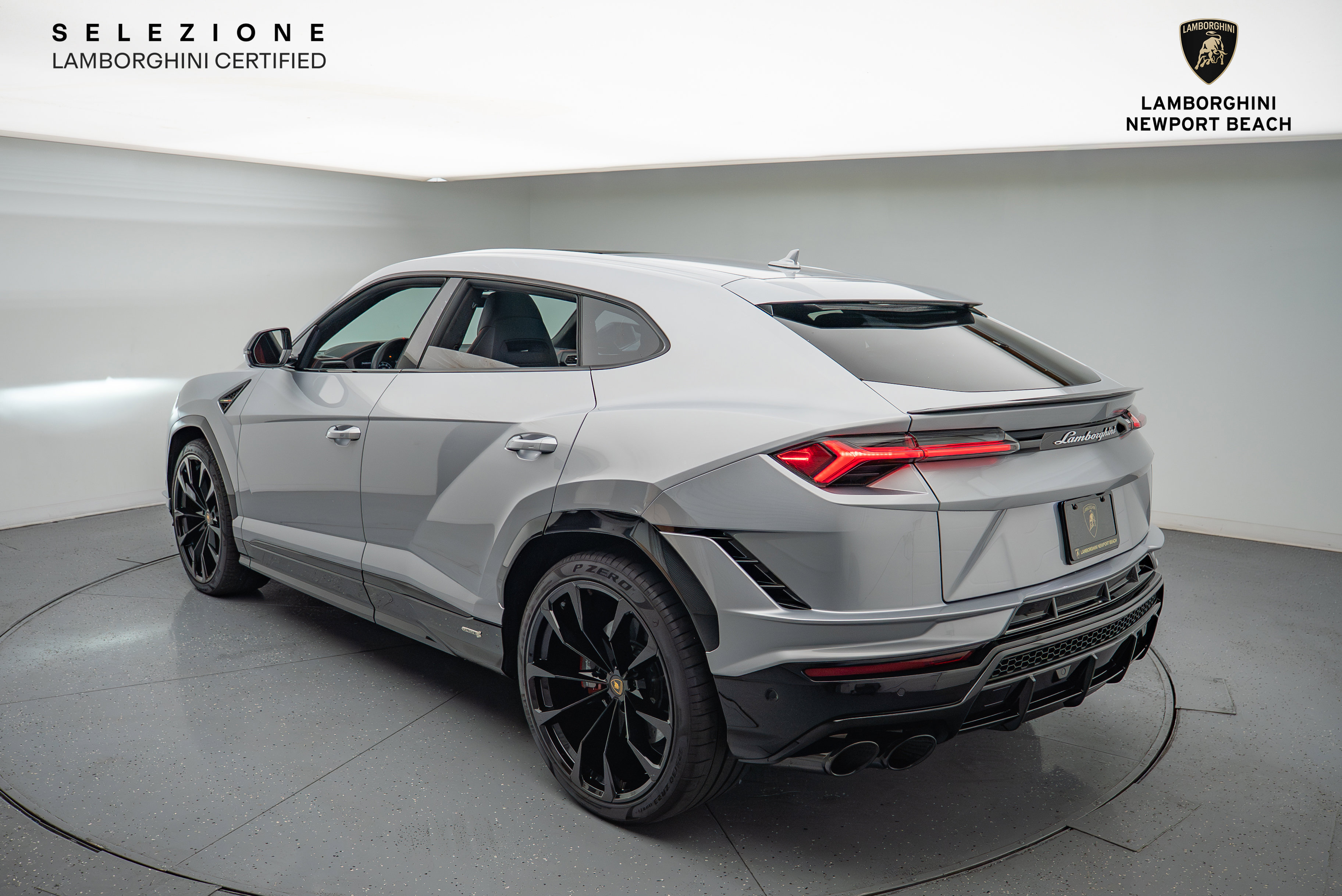 Used 2024 Lamborghini Urus S image 14