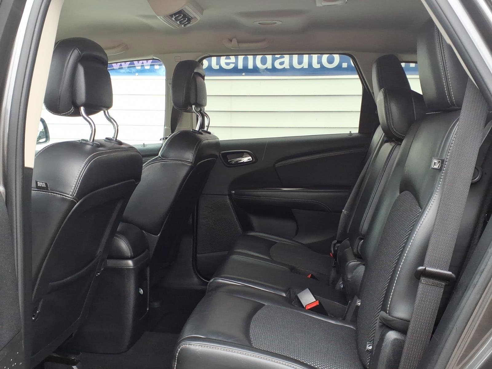 Used 2017 Dodge Journey Crossroad FWD image 9