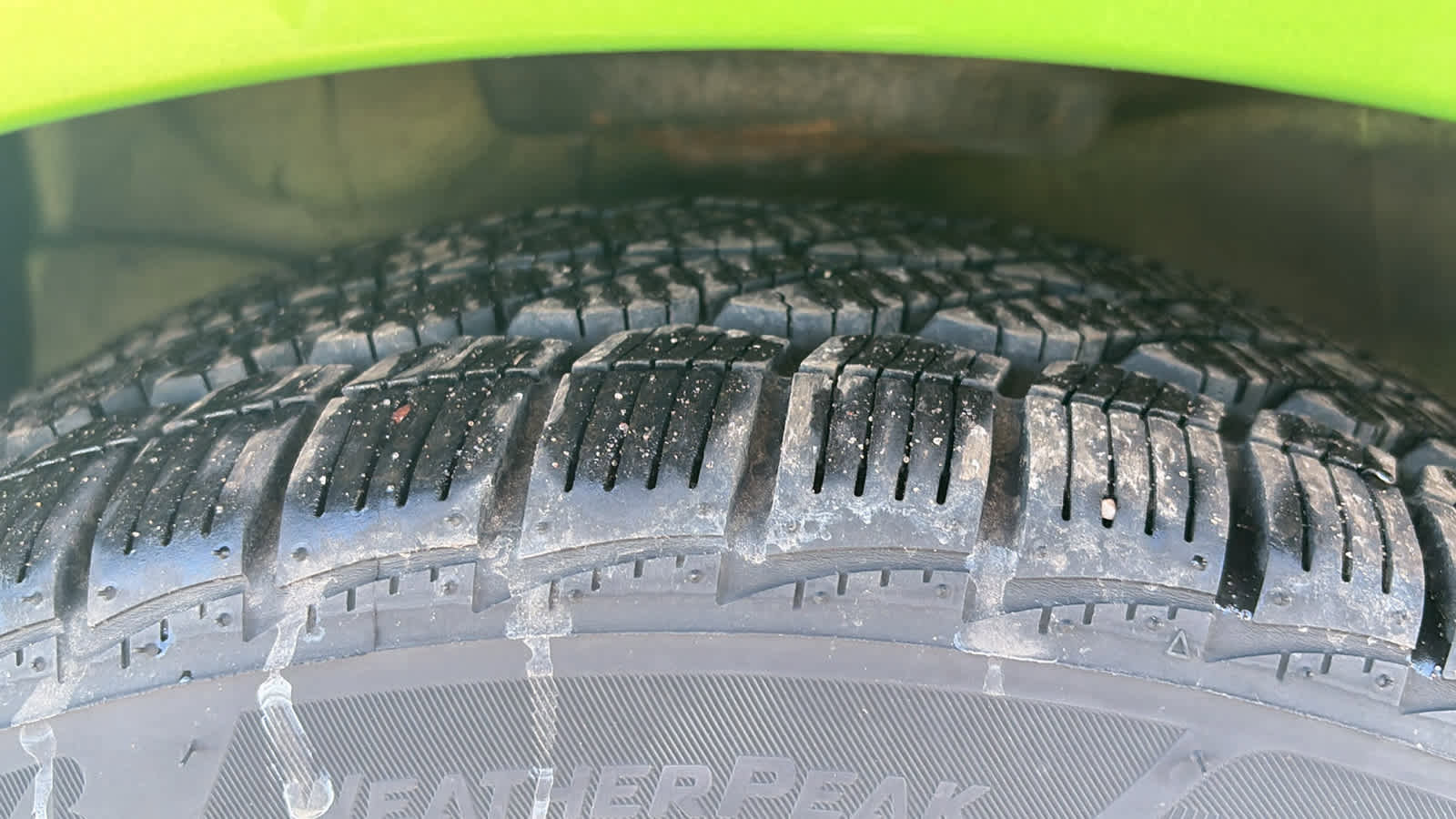 Used 2014 Chevrolet Spark LT image 26