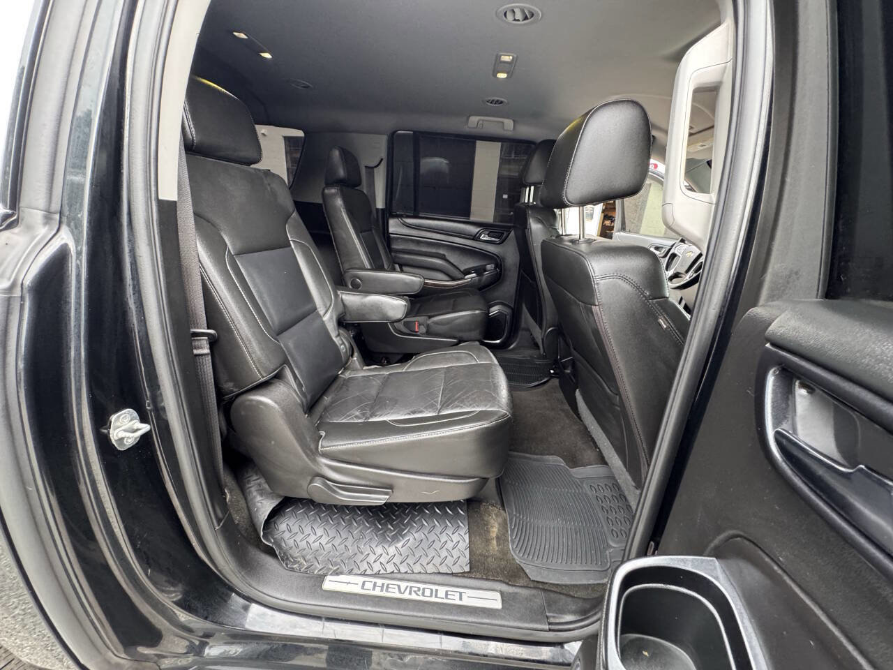 Used 2018 Chevrolet Suburban LT AWD/4WD image 39