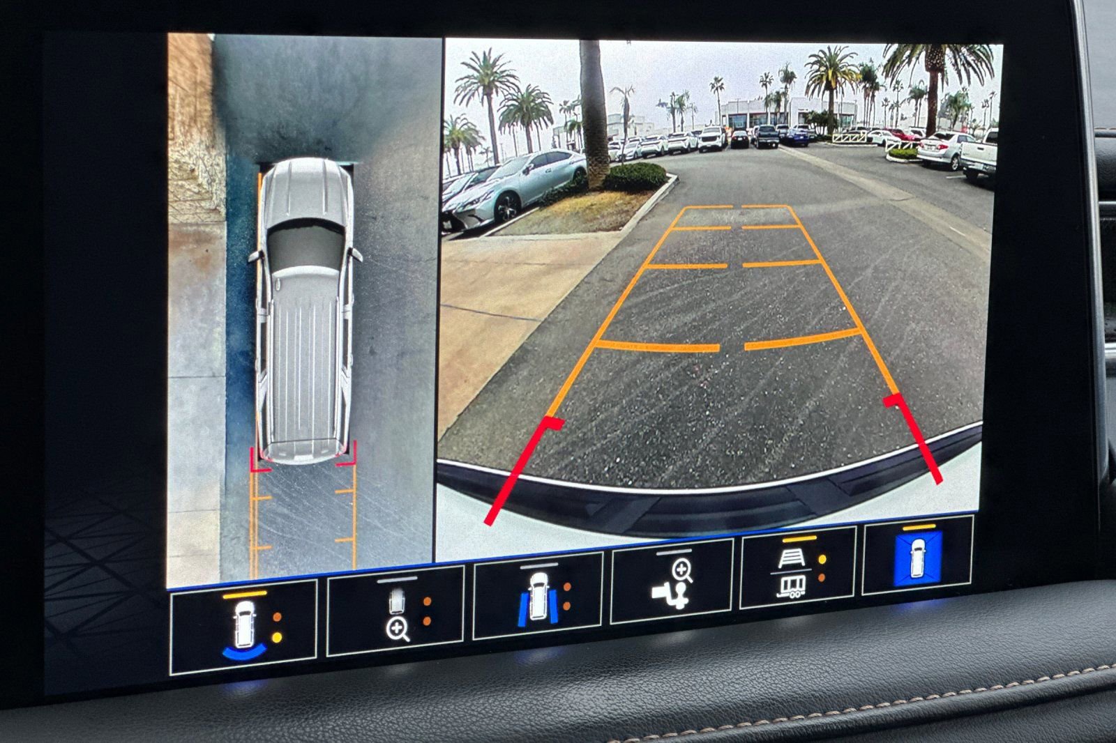 Used 2023 GMC Yukon AT4 image 21