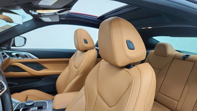 Used 2025 BMW M440i Coupe image 29