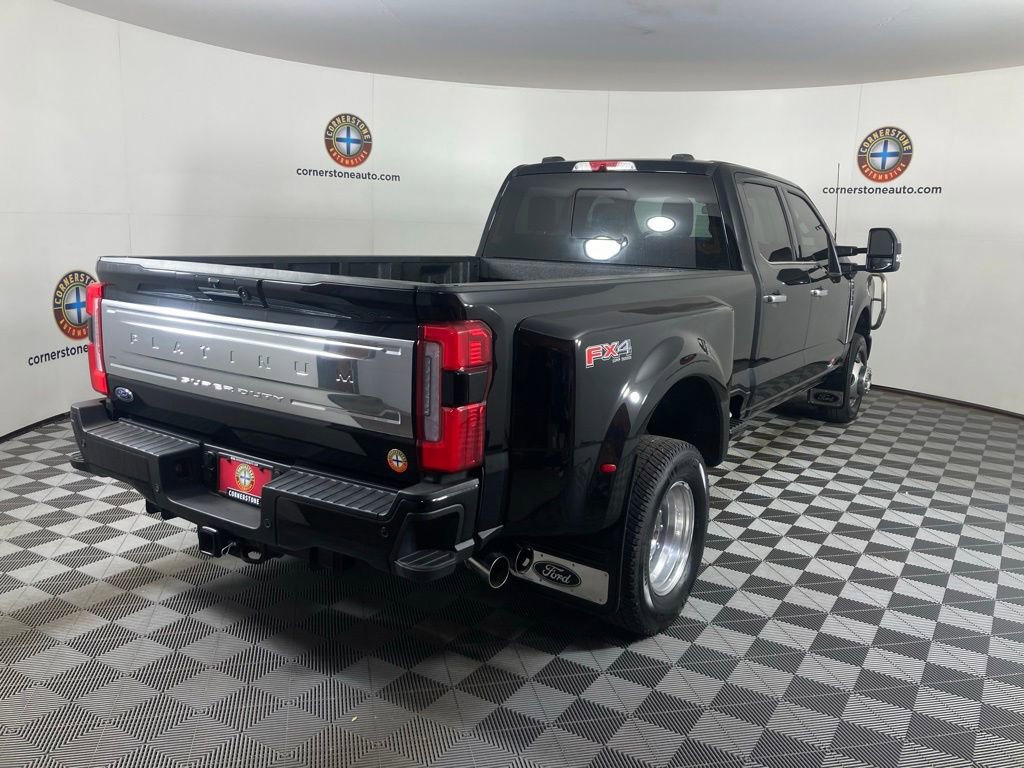 Used 2024 Ford F350 Platinum image 23