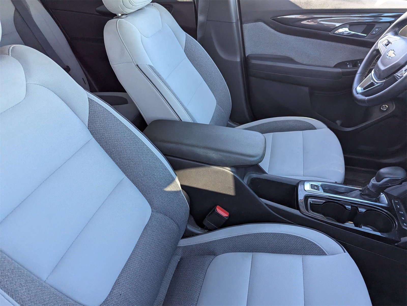 Used 2025 Chevrolet TrailBlazer LT w/ Convenience Package image 10