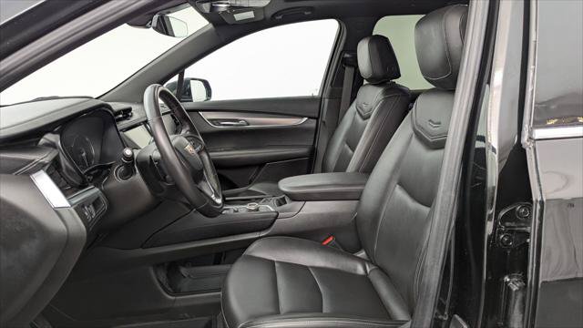 Used 2024 Cadillac XT6 Luxury w/ LPO, Floor Liner Package AWD/4WD image 14