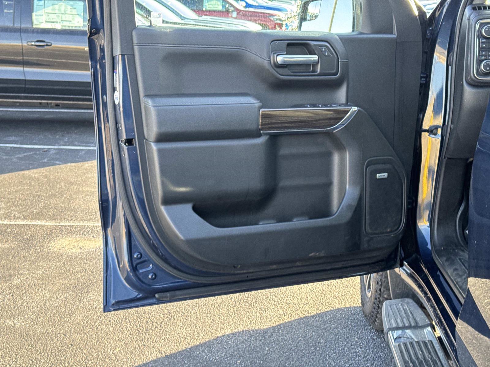 Used 2020 Chevrolet Silverado 1500 LT Trail Boss image 18