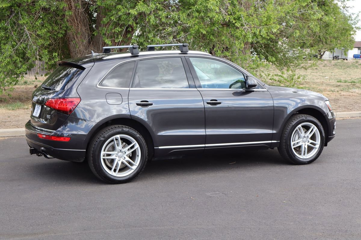 Used 2017 Audi Q5 2.0T Premium Plus w/ Technology Package AWD/4WD image 4