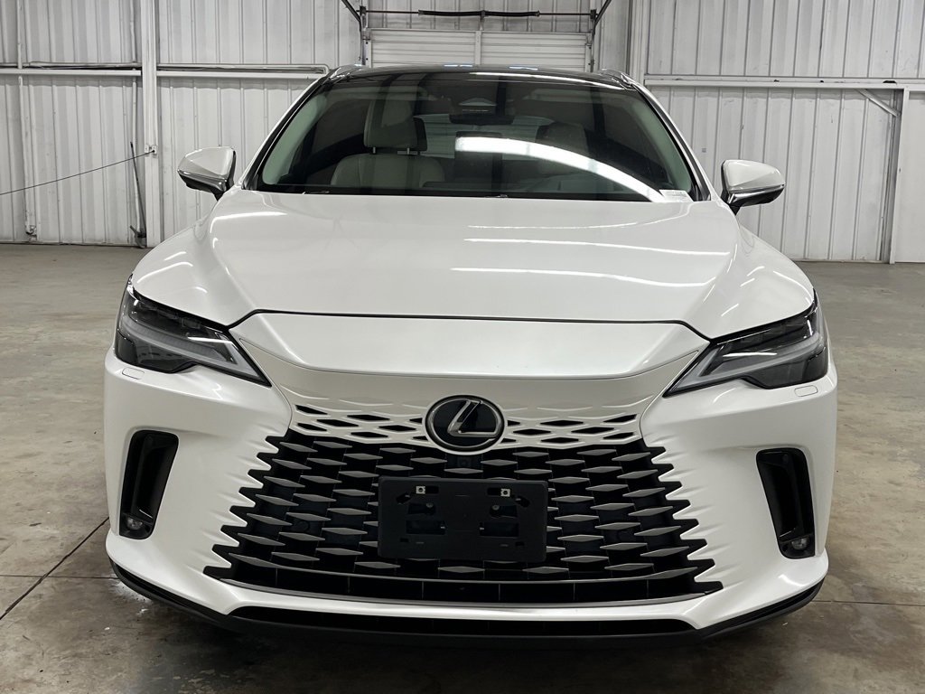 Used 2023 Lexus RX 350 FWD image 2