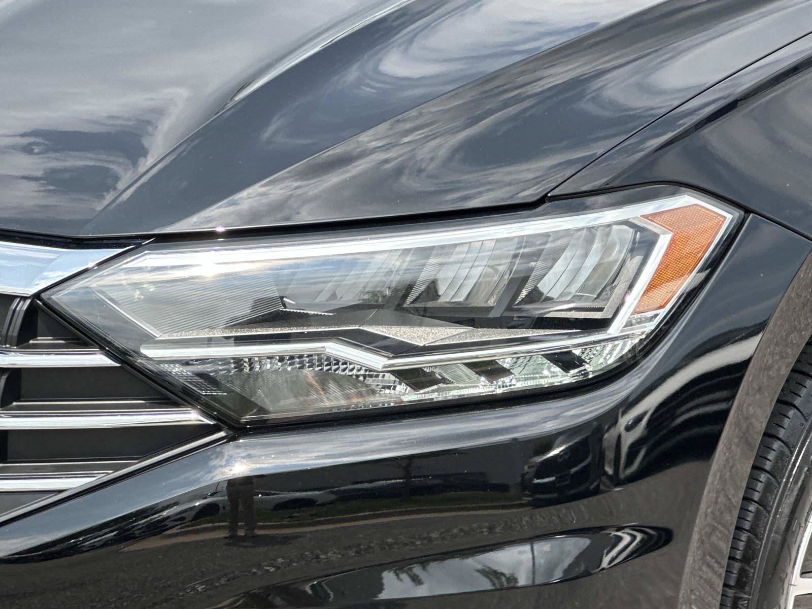 Used 2020 Volkswagen Jetta SE FWD image 8