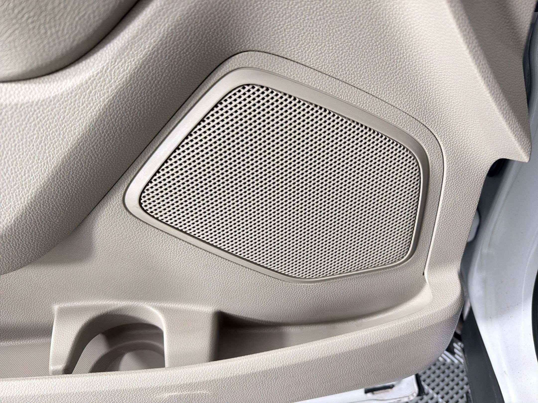 Used 2014 Ford Explorer Limited w/ Equipment Group 301A image 23