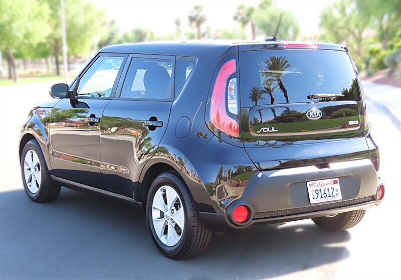 Used 2014 Kia Soul + w/ Eco Package FWD image 4