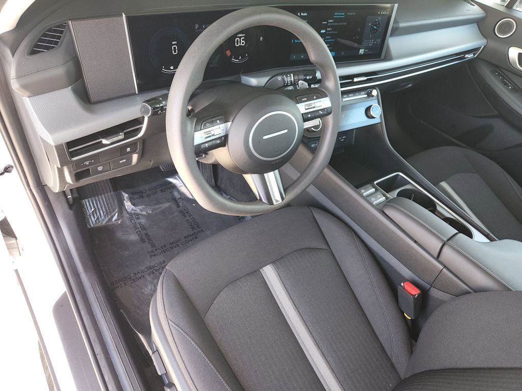 Used 2025 Hyundai Sonata SEL image 11