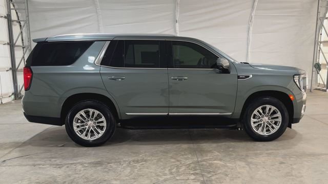 Certified 2024 GMC Yukon SLT w/ SLT Luxury Package image 9