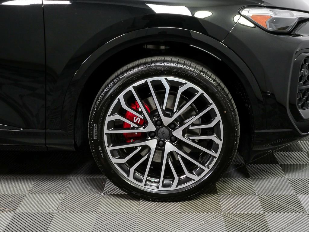 New 2026 Audi SQ5 Premium Plus image 39