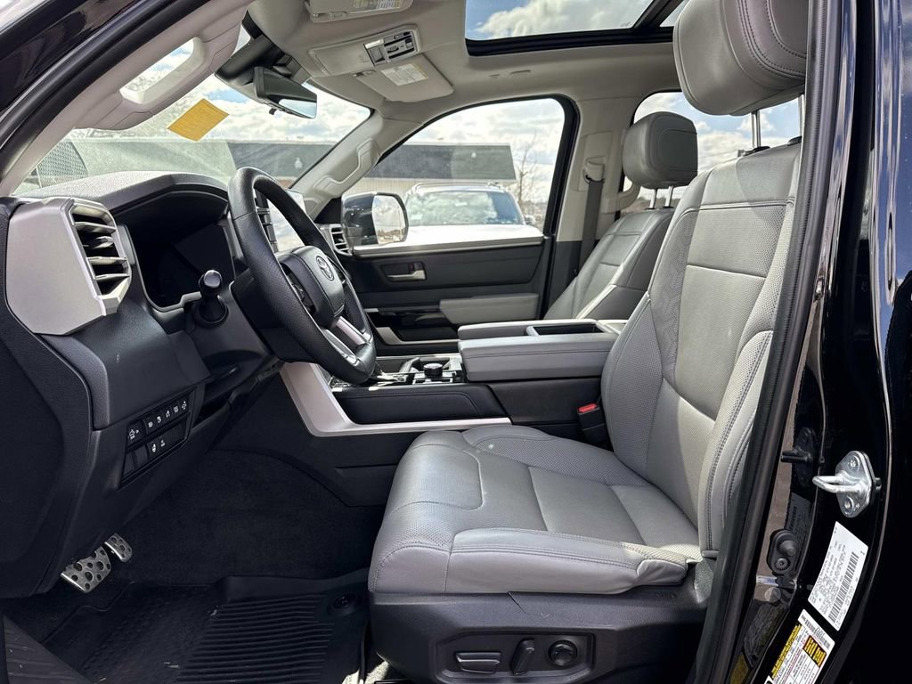 Used 2022 Toyota Tundra Limited w/ TRD Off-Road Package image 16