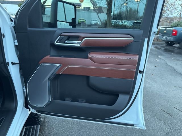 Used 2024 GMC Sierra 2500 Denali Ultimate image 36