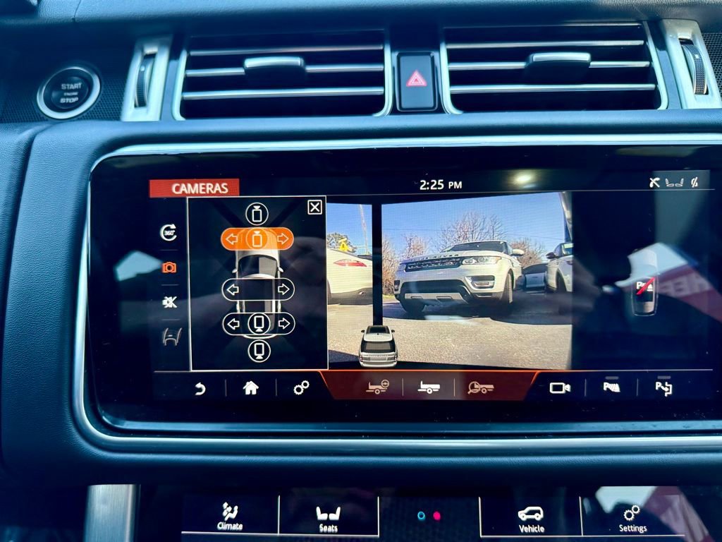 Used 2018 Land Rover Range Rover HSE image 20