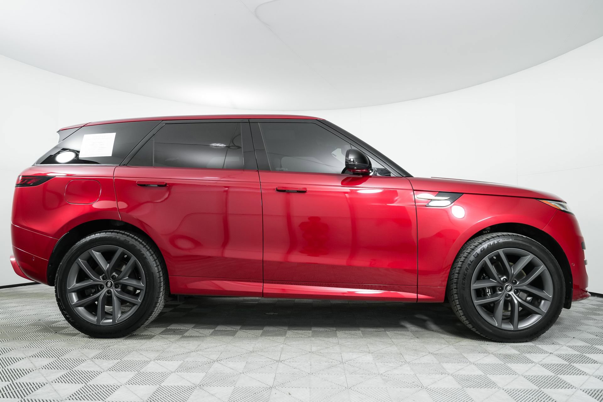 Used 2023 Land Rover Range Rover Sport SE Dynamic AWD/4WD image 19