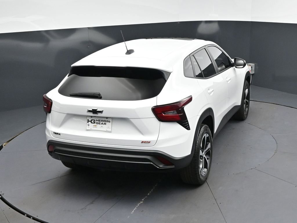 Used 2025 Chevrolet Trax RS w/ Sunroof Package image 33