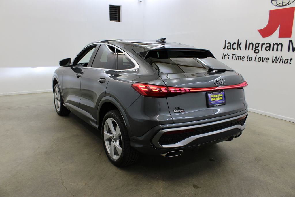 New 2025 Audi Q5 Premium Plus image 2