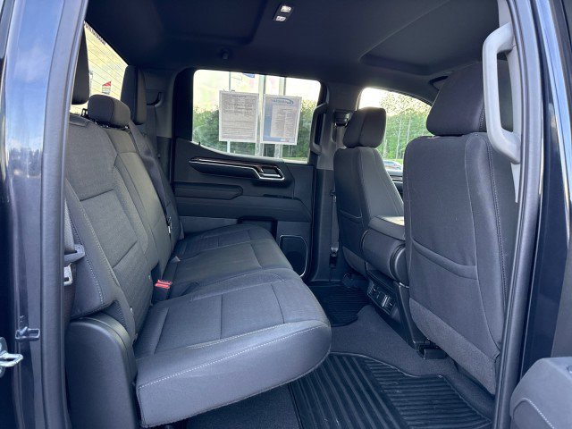 Used 2023 Chevrolet Silverado 1500 LT image 13