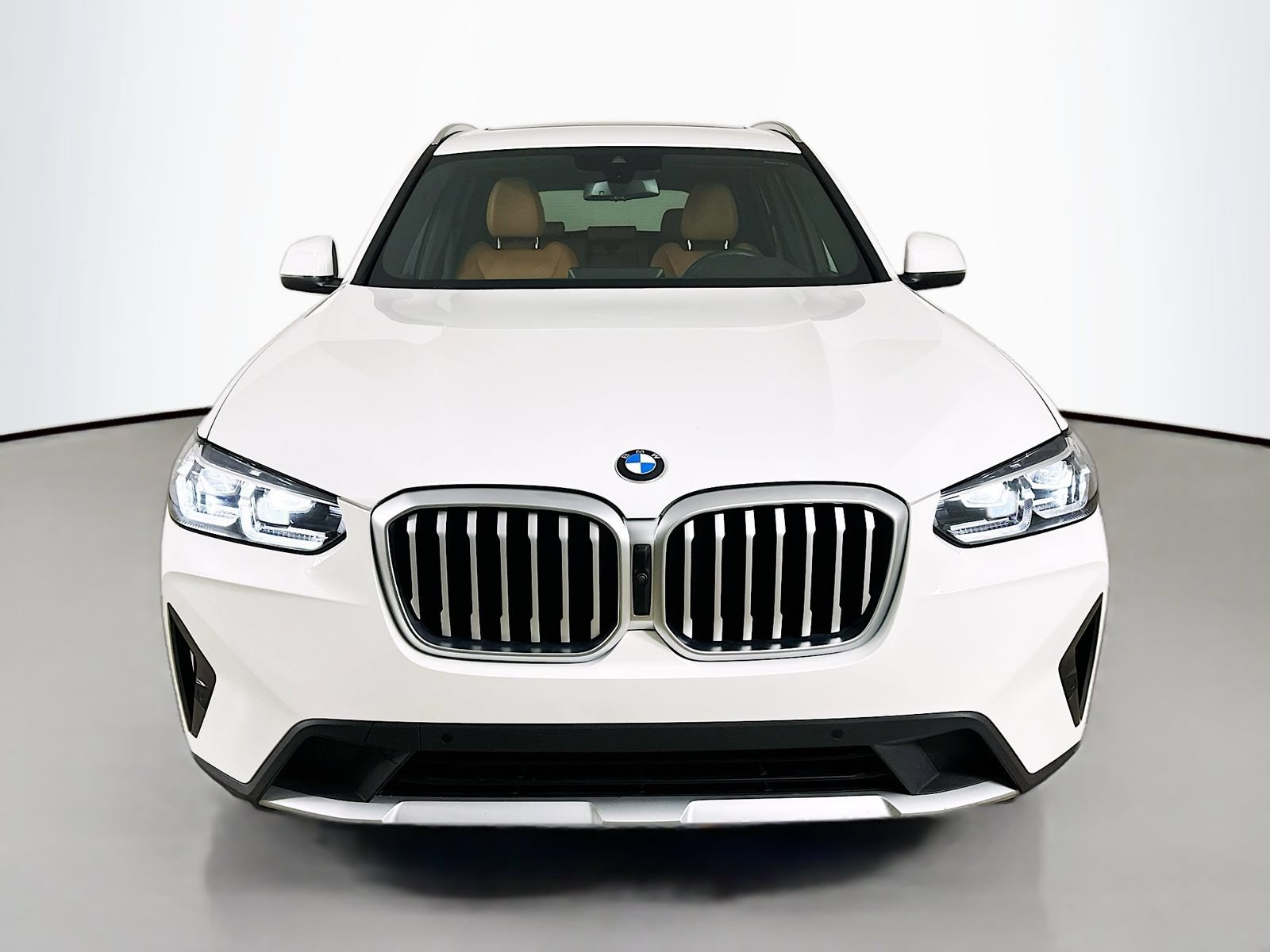 Used 2023 BMW X3 xDrive30i w/ Convenience Package AWD/4WD image 2