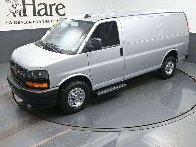 Used 2024 Chevrolet Express 3500 image 34
