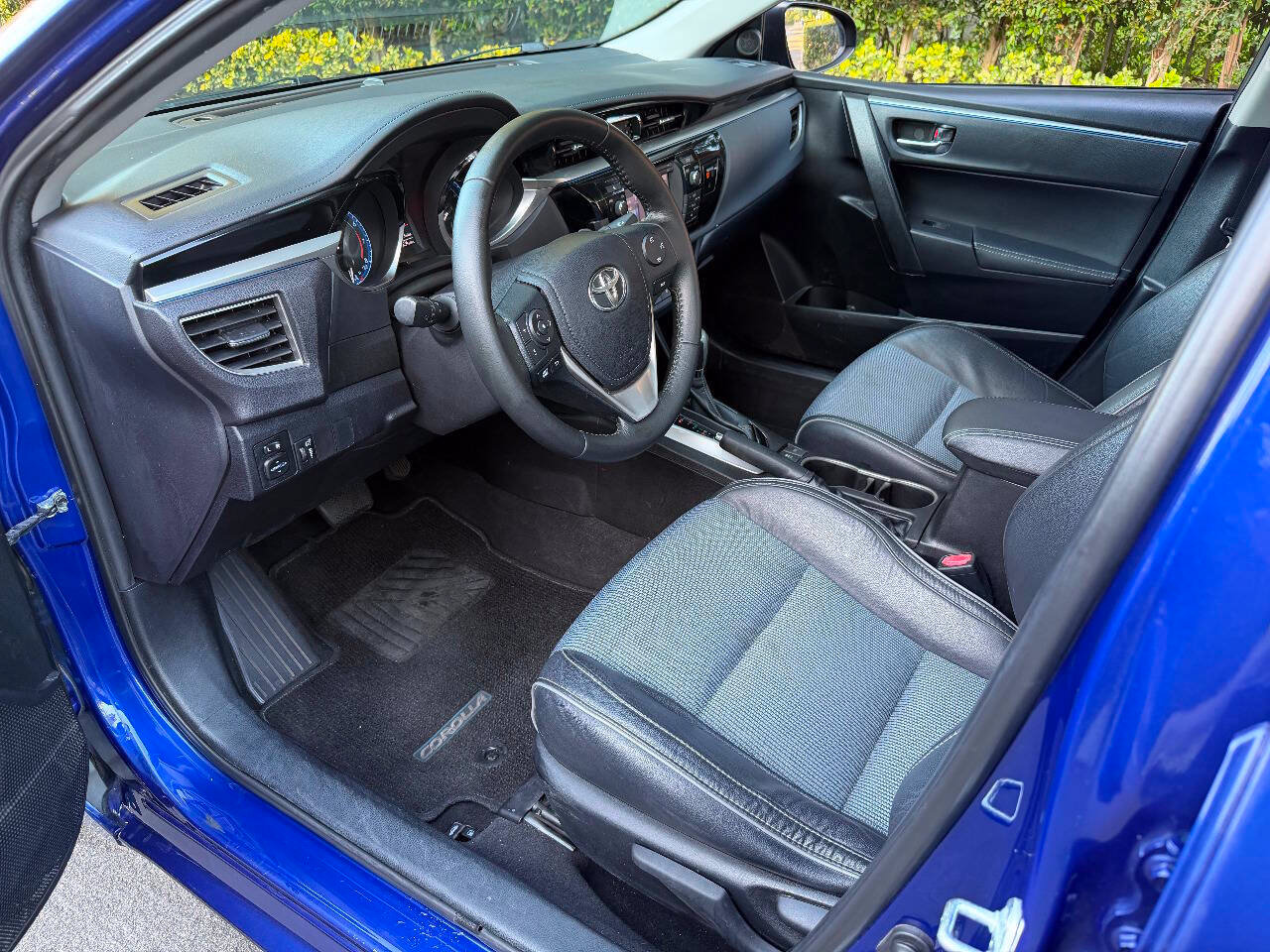 Used 2015 Toyota Corolla S FWD image 11