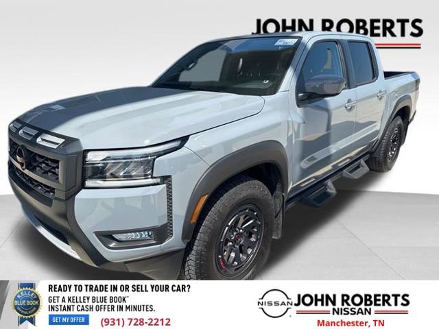 Used 2025 Nissan Frontier Pro-X image 2