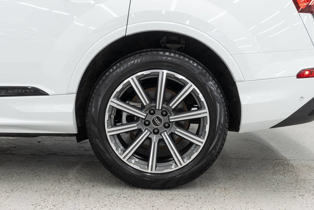 Used 2023 Audi Q7 2.0T Premium Plus w/ Premium Plus Package AWD/4WD image 39