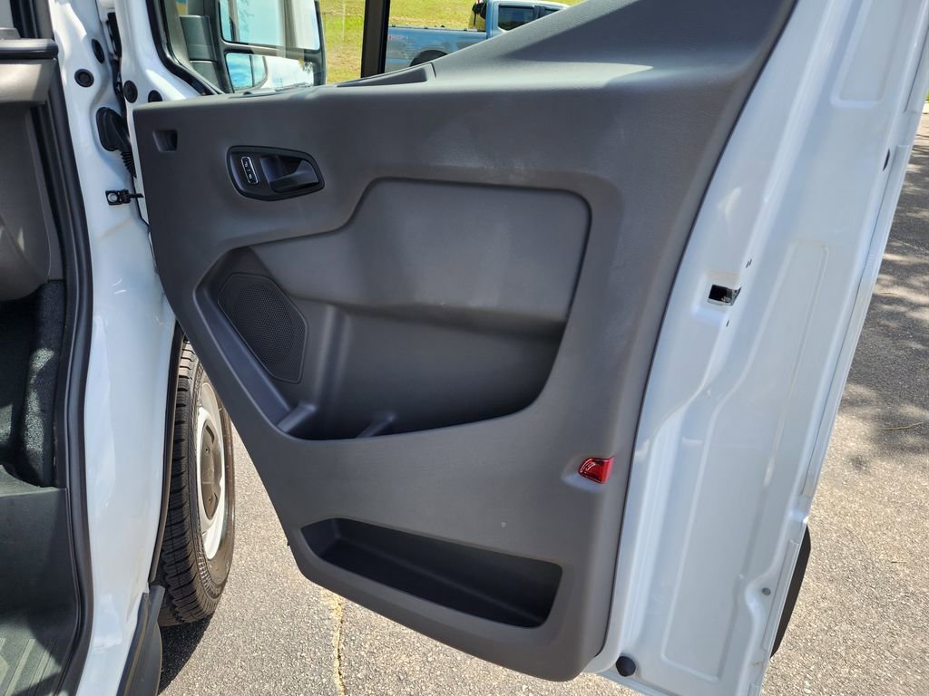 New 2025 Ford Transit 250 148 Medium Roof w/ Load Area Protection Package image 47