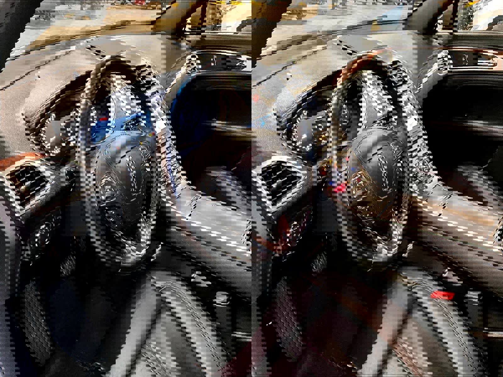 Used 2018 Lincoln MKZ Select w/ Select Plus Package image 8