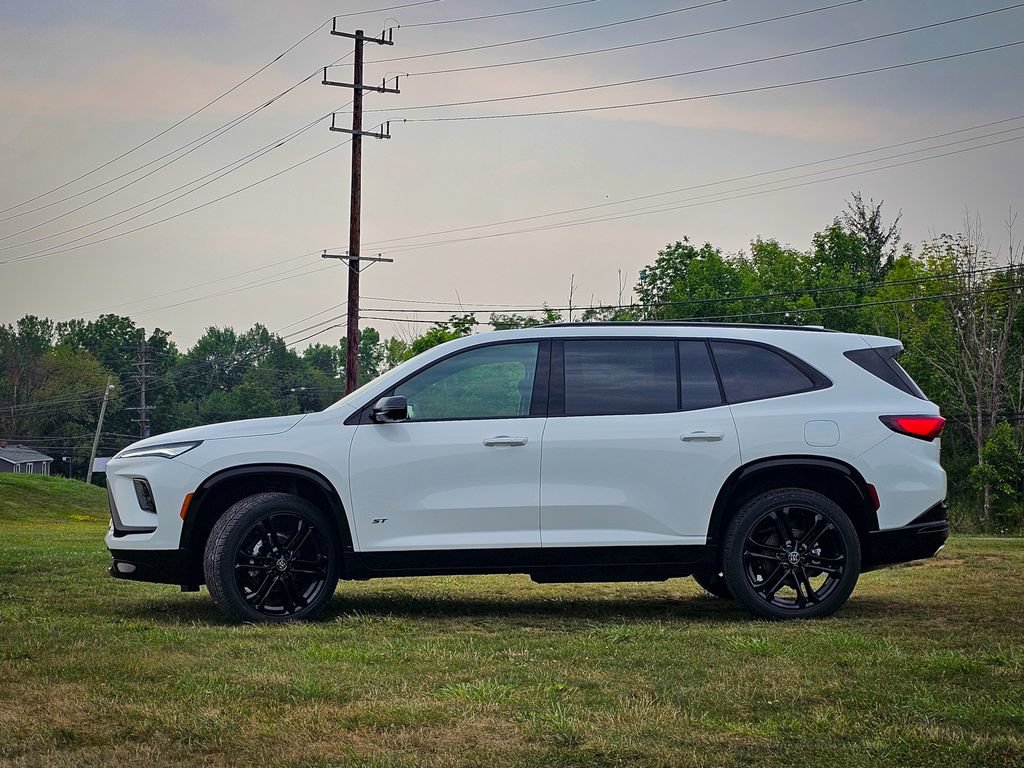 New 2026 Buick Enclave Sport Touring w/ Power Package AWD/4WD image 6