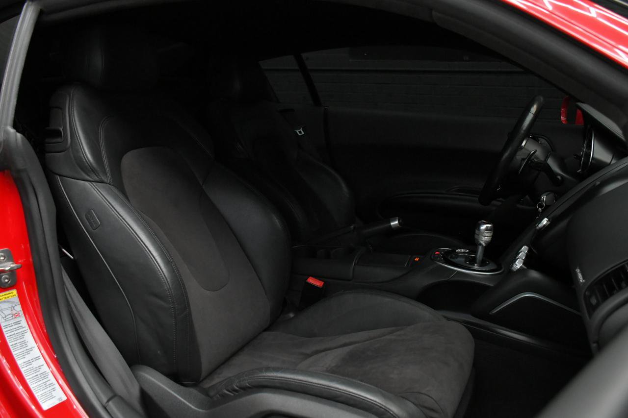 Used 2014 Audi R8 V8 w/ Convenience Package AWD/4WD image 44
