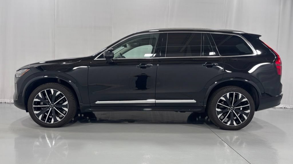 Certified 2026 Volvo XC90 B6 Plus AWD/4WD image 9